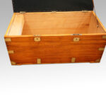 Large Victorian camphorwood ottoman - Image 5