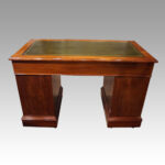 Late Victorian pedestal desk - Image 4