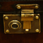 Large coffee table trunk - Image 13