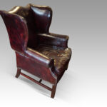 George VI maroon leather wing chair - Image 7