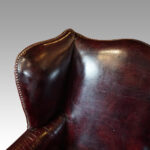 George VI maroon leather wing chair - Image 4