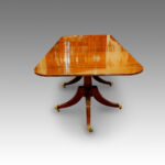 Mahogany Georgian style 3 pillar dining table - Image 9