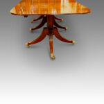 Mahogany Georgian style 3 pillar dining table - Image 10