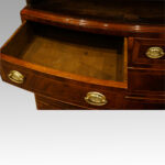 Mahogany bow fronted small linen press - Image 6