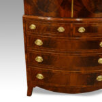 Mahogany bow fronted small linen press - Image 5