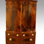 Mahogany bow fronted small linen press - Image 2