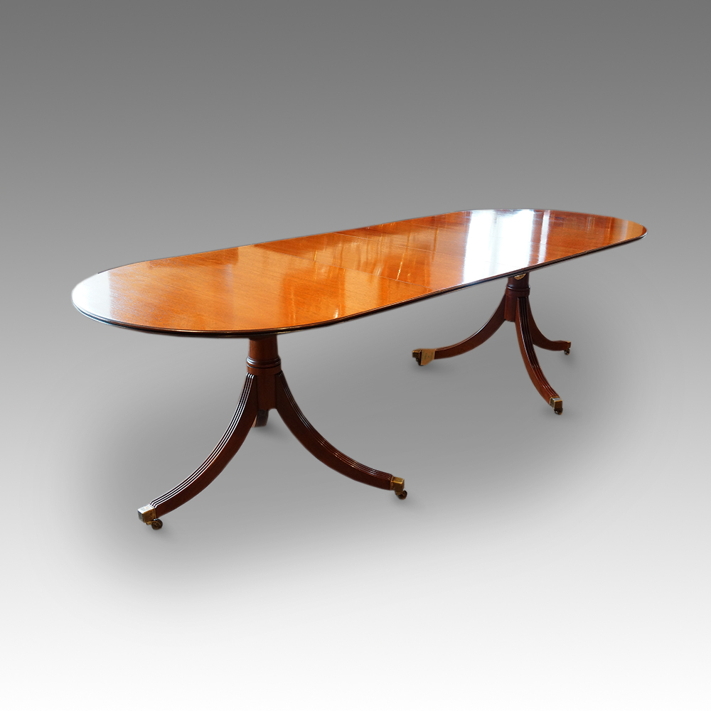Mahogany-twin-pillar-dining-table1-1.jpg Mahogany twin pillar dining table - Image 1
