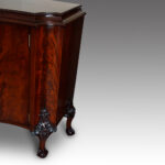 Maples serpentine mahogany sideboard - Image 7