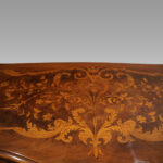 Marquetry bombe commode - Image 4