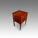 Pair of Edwardian mahogany bedside cabinets - Image 3