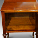 Pair of Edwardian mahogany bedside cabinets - Image 6