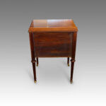 Pair of Edwardian mahogany bedside cabinets - Image 4
