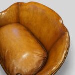 Pair of Edwardian leather sofas - Image 6