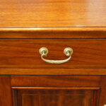 Pair of Edwardian bedside cabinets - Image 7