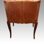 Pair of French bedside cabinets - Image 5