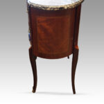 Pair of French bedside chests - Image 10