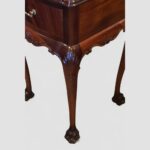 Pair of George VI bedside tables - Image 5