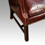 Pair of George VI leather wing chairs - Image 4