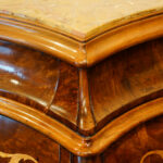 Pair of fine inlaid walnut Italian commodes - Image 5