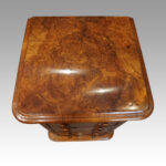 Pair of Victorian burr walnut bedside chests - Image 3