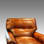 Pair of Edwardian leather club easy chairs - Image 4