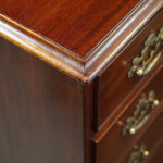 Pair of mahogany bedside chests - Image 6