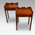 Pair of mahogany bedside tables - Image 8
