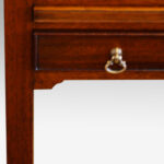 Pair of mahogany bedside tables - Image 4