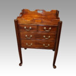 Pair of mahogany tray top bedsides - Image 5
