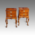 Pair of walnut bedside cabinets - Image 9