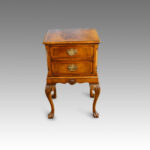 Pair of walnut bedside cabinets - Image 6