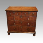 Queen Anne walnut chest of drawers