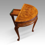 Queen Anne style demi lune card table - Image 2