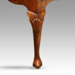 Queen Anne style walnut dressing table - Image 10