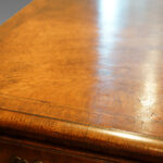 Queen Anne style walnut dressing table - Image 8