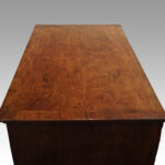 Queen Anne walnut chest of drawers - Image 3