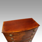 Regency mahogany bow front chest - Image 2