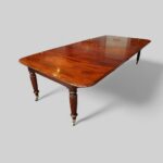 Regency mahogany extending dining table - Image 2
