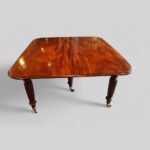 Regency mahogany extending dining table - Image 7