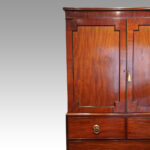 Regency mahogany linen press - Image 2