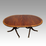 Regency style mahogany banded dining table - Image 7