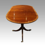 Regency style mahogany banded dining table - Image 3