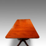 Regency style twin pillar mahogany dining table with line inlay - Image 8