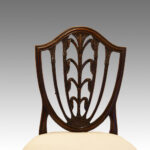 Set of 10 Hepplewhite mahogany shieldback chairs - Image 6