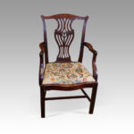 Set of 12 Georgian mahogany dining chairs - Image 2