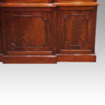 George VI mahogany breakfront bookcase - Image 9