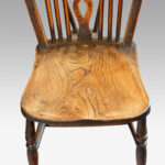 Set of 8 antique Windsor chairs - Image 4