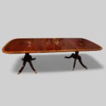 Sheraton style pedestal dining table - Image 10
