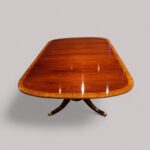 Sheraton style pedestal dining table - Image 3