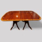 Sheraton style pedestal dining table - Image 2